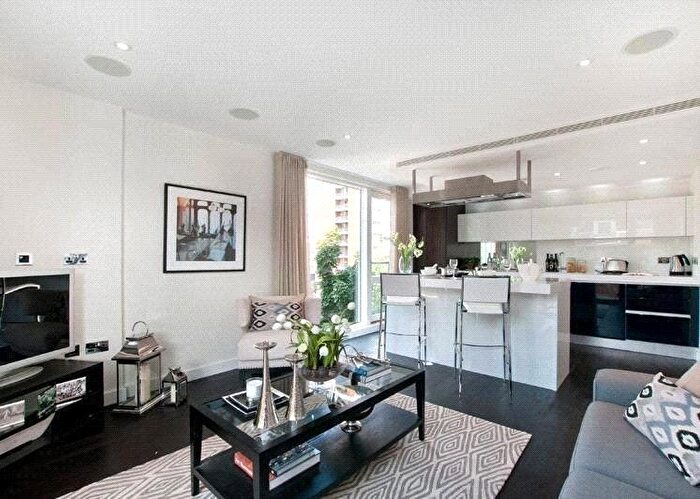 2 Bedroom Flat To Rent In Moore House, Gatliff Road, London, SW1W