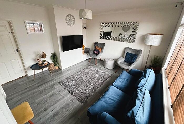 3 Bedroom Terraced House To Rent In Araglen Avenue, South Ockendon, RM15