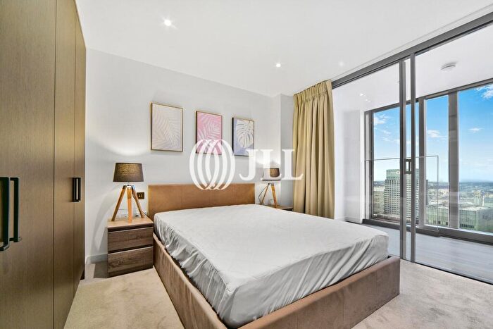 1 Bedroom Flat For Sale In Landmark Pinnacle, Marsh Wall, E14