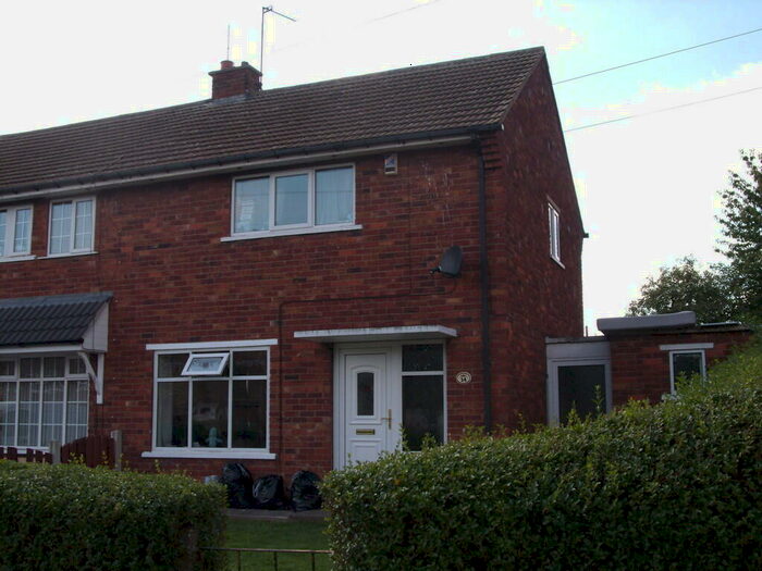 2 Bedroom Semi-Detached House To Rent In Dryden Road, Balby, DN4