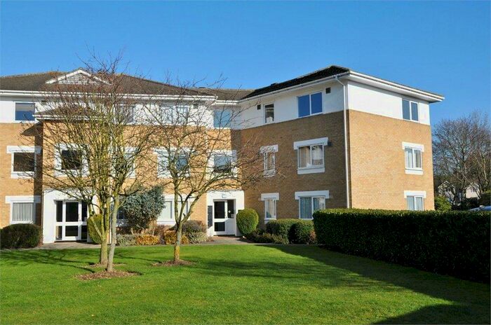 2 Bedroom Apartment To Rent In Wood Street, Chelmsford, CM2