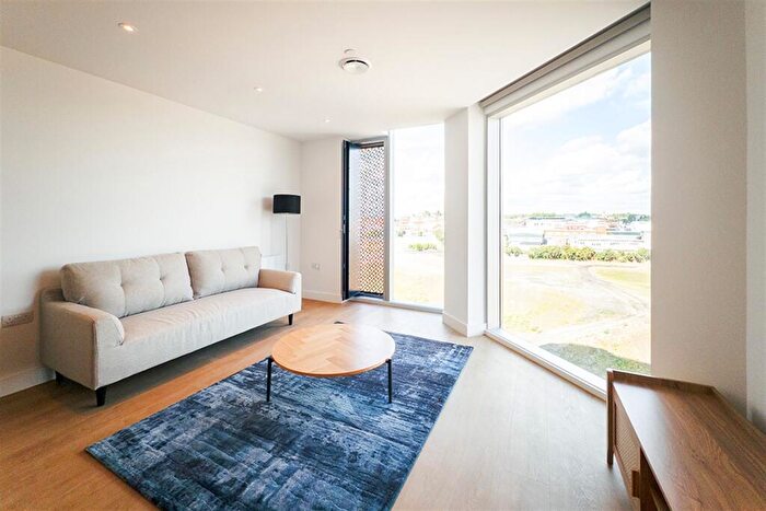 1 Bedroom Apartment To Rent In Victoria Riverside, M4