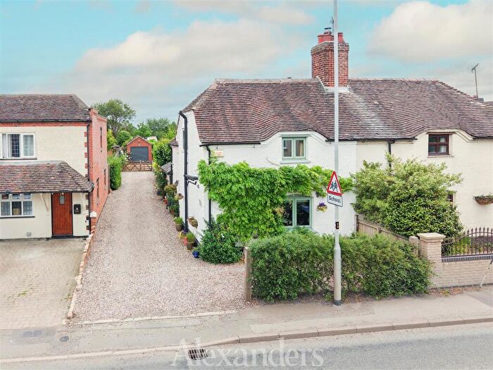 3 Bedroom Semi-Detached House For Sale In Main Road, Twycross, CV9