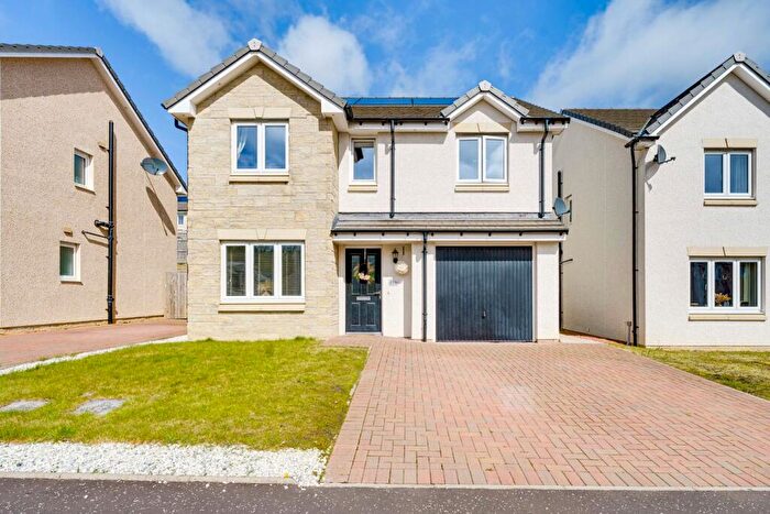 4 Bedroom Detached House For Sale In Macpherson Avenue, Dunfermline, KY11