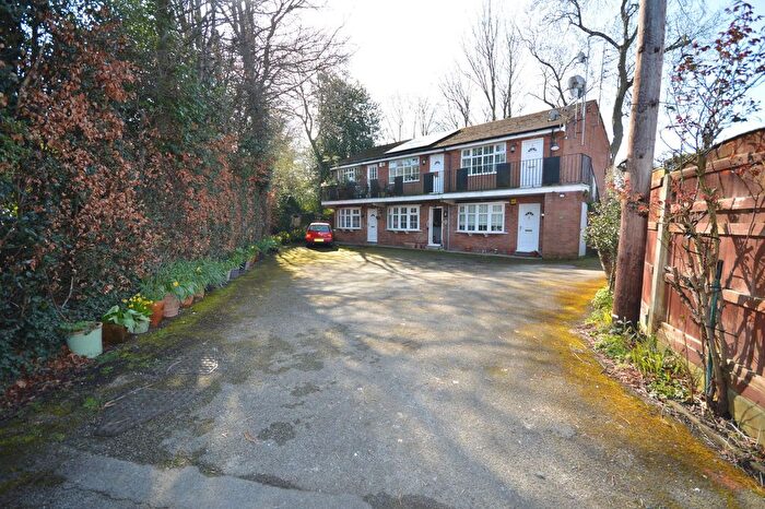 1 Bedroom Flat For Sale In Belgrave Crescent, Stockport, SK2