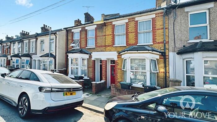 3 Bedroom Terraced House To Rent In Havelock Road, Gravesend, Kent, DA11