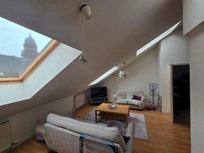 1 Bedroom Flat To Rent In Dalintober Street, Glasgow, G5