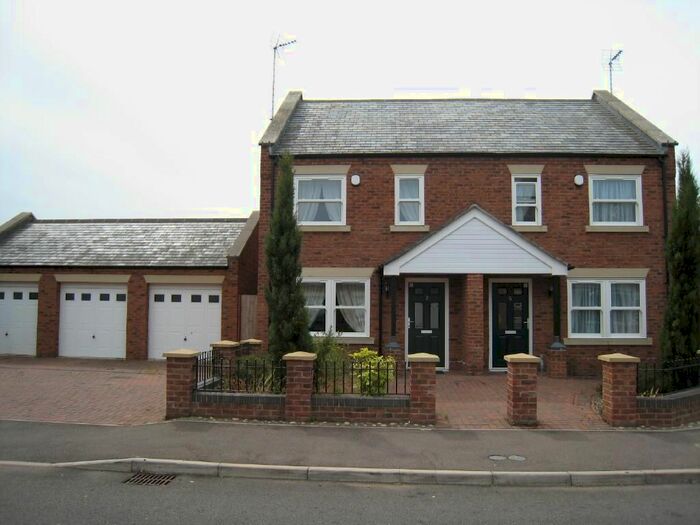 2 Bedroom Property To Rent In Minster Court, Long Sutton, Spalding PE12
