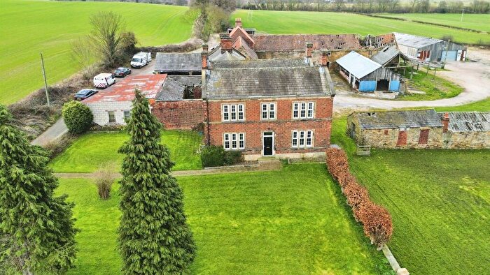 6 Bedroom Farm House For Sale In Breck Lane, Barrow Hill, Chesterfield, S43