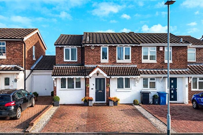 3 Bedroom Semi-Detached House For Sale In Dace, Tamworth, Staffordshire, B77