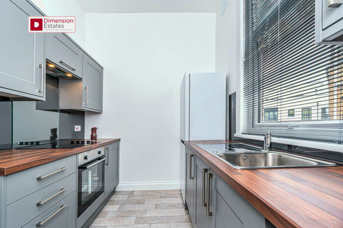 4 Bedroom Maisonette To Rent In Kenninghall Road, Lower Clapton, Hackney, E5