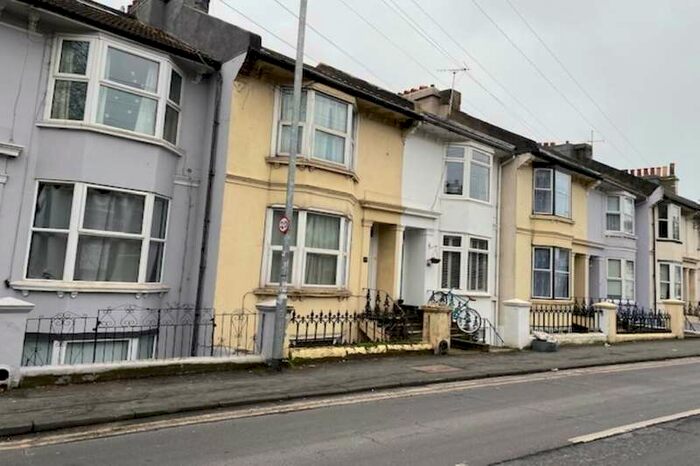2 Bedroom Flat To Rent In Upper Lewes Road, Brighton, BN2
