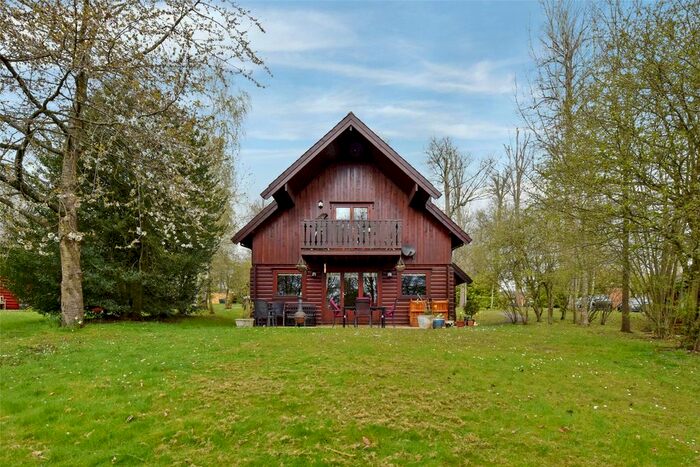 2 Bedroom Detached House To Rent In The Grove, Harleyford, Henley Road, Marlow, SL7