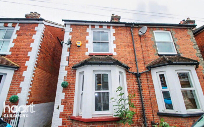4 Bedroom Semi Detached House For Sale In Chestnut Road, Guildford, GU1