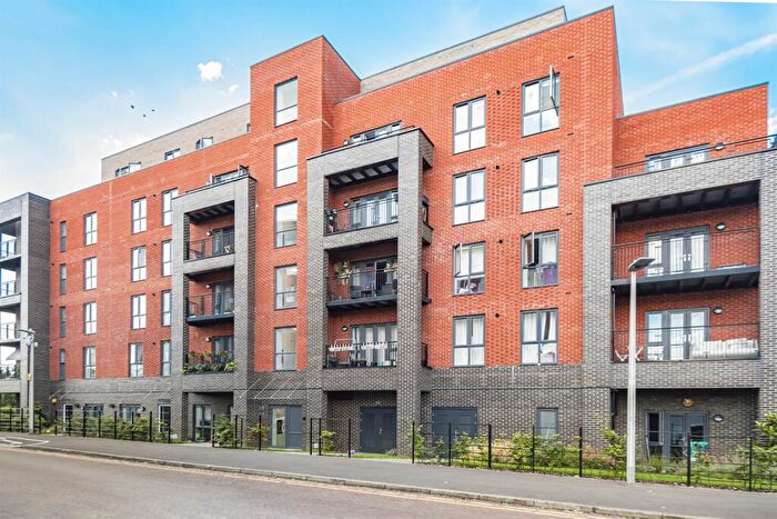 2 Bedroom Apartment To Rent In Nightingale Way, Reading, RG30