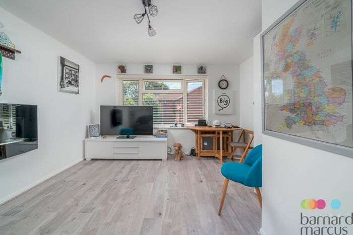 Studio To Rent In Lyonsdown Road, New Barnet, Barnet, EN5