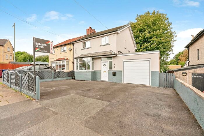 3 Bedroom Semi-Detached House For Sale In Middlesex Avenue, Burnley, Lancashire, BB12