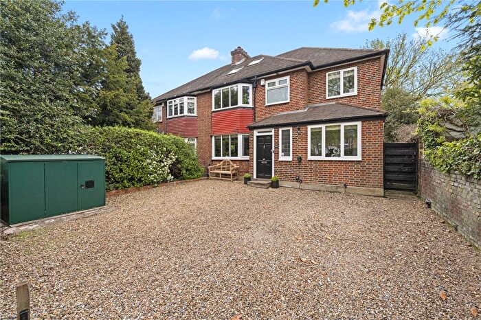 6 Bedroom Semi-Detached House For Sale In Heathcote Road, Twickenham, TW1