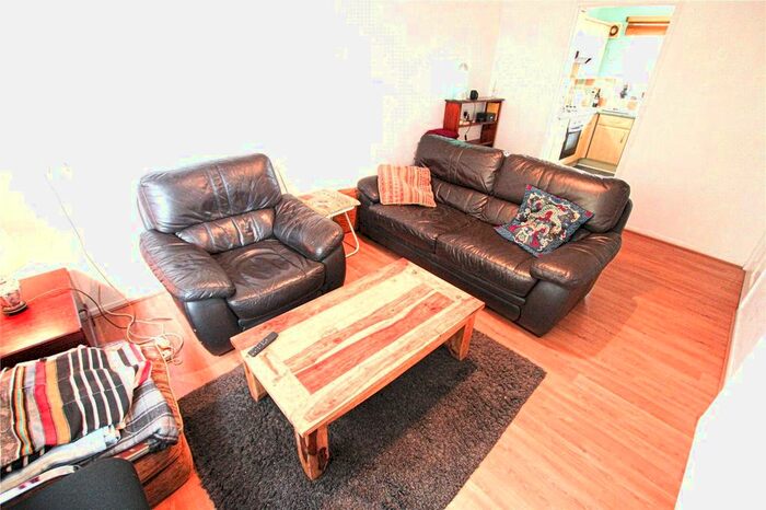 2 Bedroom Maisonette To Rent In Scotforth Close, Manchester, M15