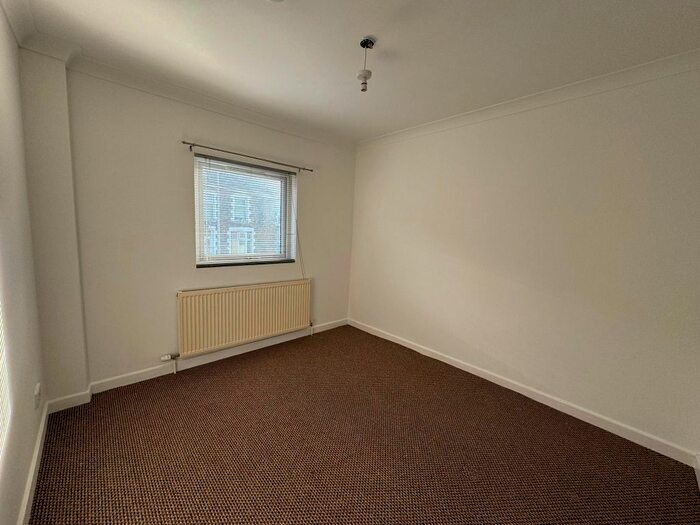 2 Bedroom Flat To Rent In A Oxford Street, Pontycymmer, Pontycymer
