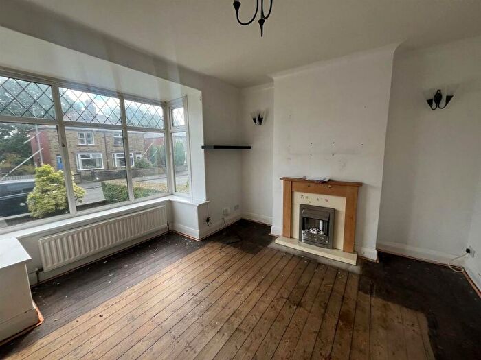 2 Bedroom Semi-Detached House For Sale In Heatherfield Road, Marsh, Huddersfield, HD1