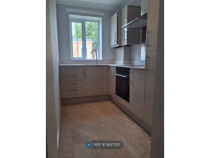 5 Bedroom Terraced House To Rent In Clare Road, Braintree, CM7