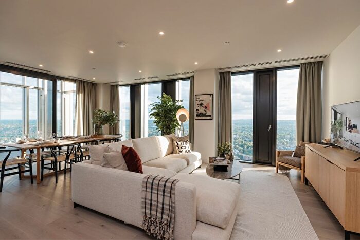 3 Bedroom Flat To Rent In The Mercian, Broad Street, Birmingham, B15