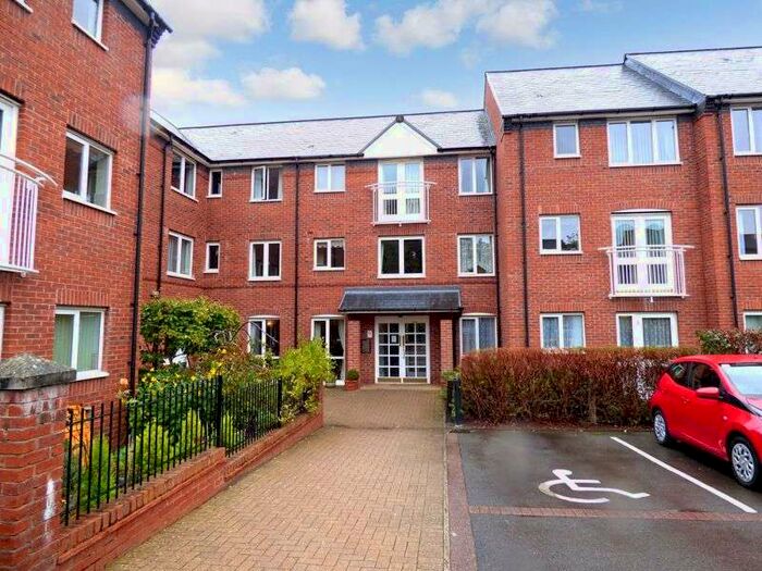 Houses for sale in Oswestry, Shropshire