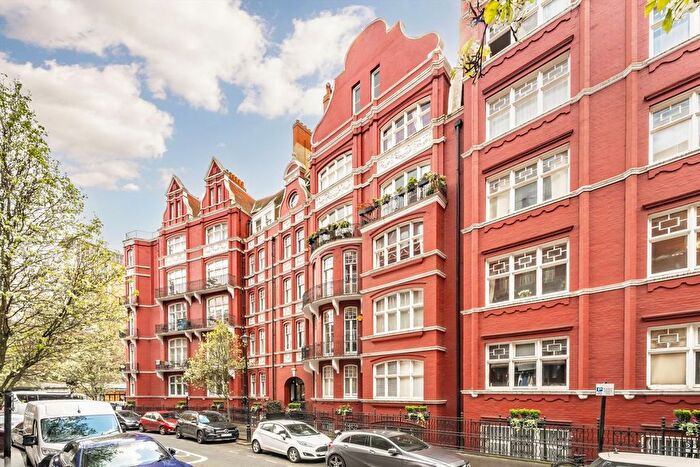 2 Bedroom Flat To Rent In Cabbell Street, London, NW1