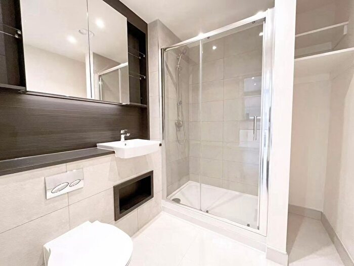 1 Bedroom Flat To Rent In Harrow View, Harrow, HA1