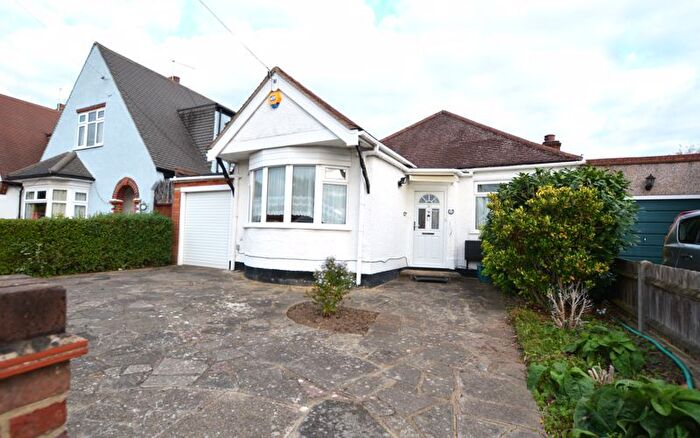 2 Bedroom Detached Bungalow For Sale In Maycroft, Pinner, HA5