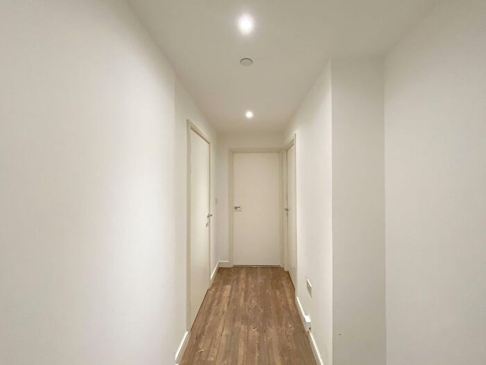 1 Bedroom Flat For Sale In Elmira Street, London, SE13