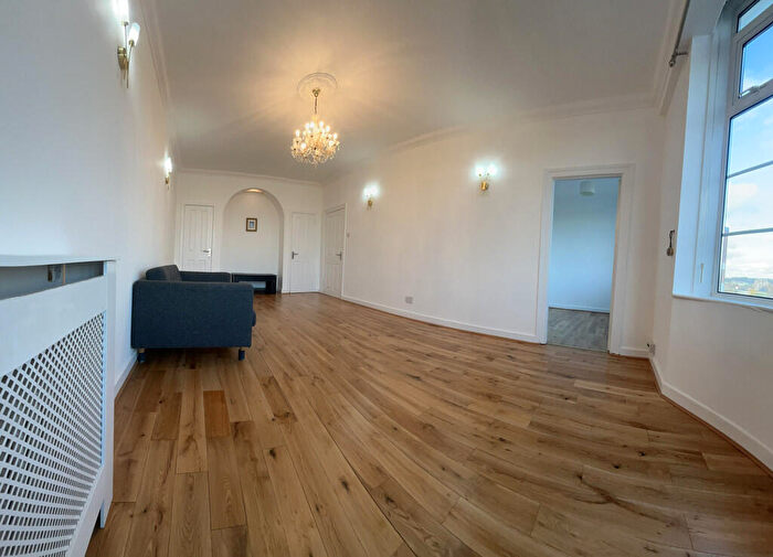 2 Bedroom Apartment To Rent In Grove End Road, St. John's Wood, London, NW8