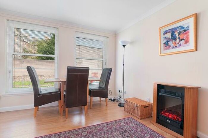 1 Bedroom Flat To Rent In L St. Patrick Square, Edinburgh, EH8