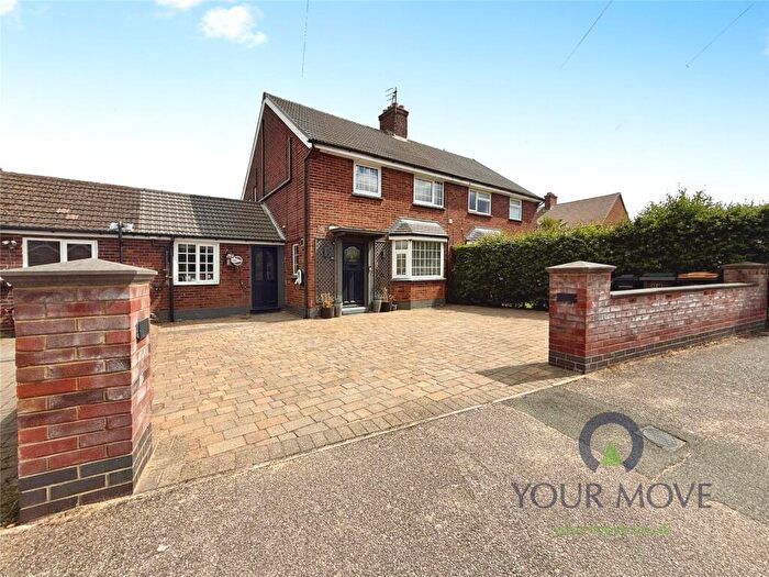 5 Bedroom Semi-Detached House For Sale In Lynn Close, Elstow, Bedford, Bedfordshire, MK42