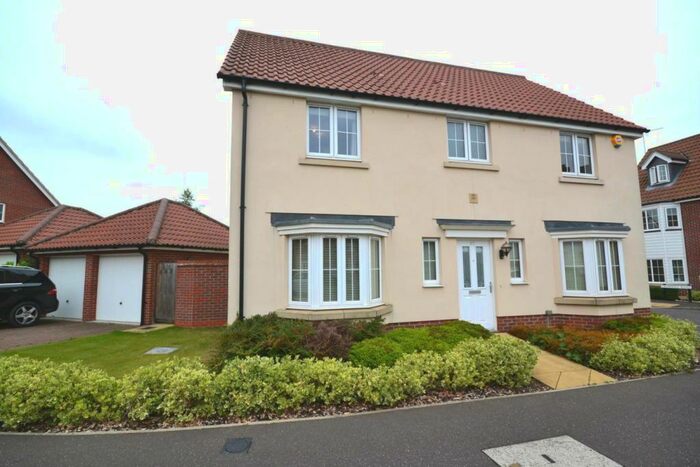 4 Bedroom Detached House To Rent In Perry Road, Flitch Green, CM6