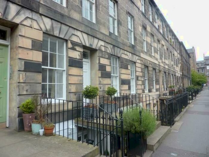 1 Bedroom Flat To Rent In Cumberland Street, Edinburgh, EH3