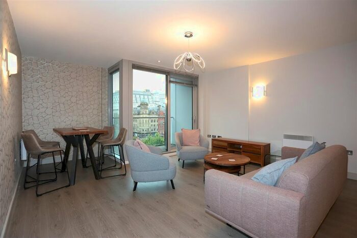 2 Bedroom Flat To Rent In Watson Street, Manchester, M3