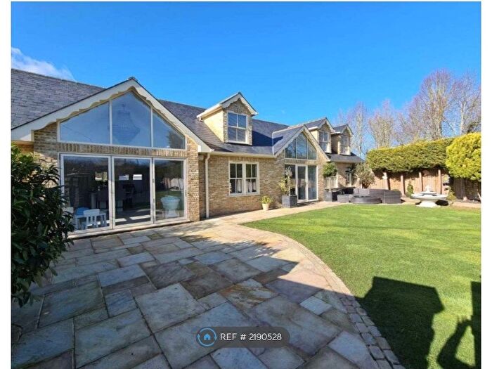 5 Bedroom Detached House To Rent In Little Warley Hall Lane, Brentwood, CM13