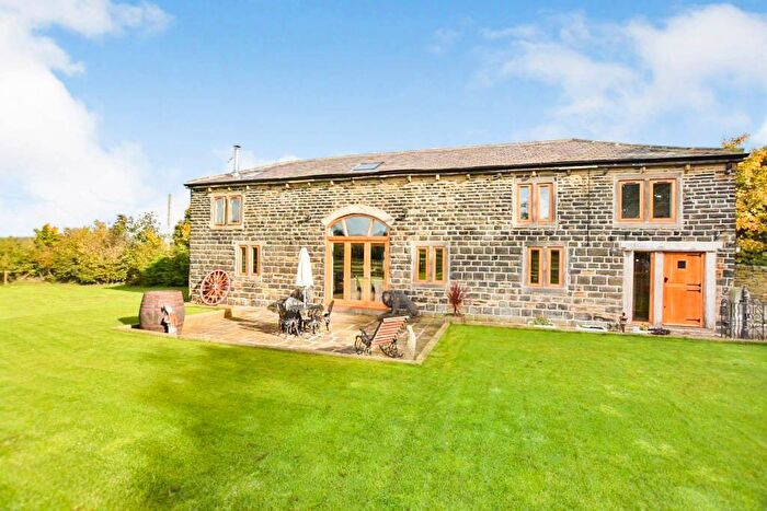 3 Bedroom Detached House To Rent In Wild Grove, Pudsey, West Yorkshire, LS28