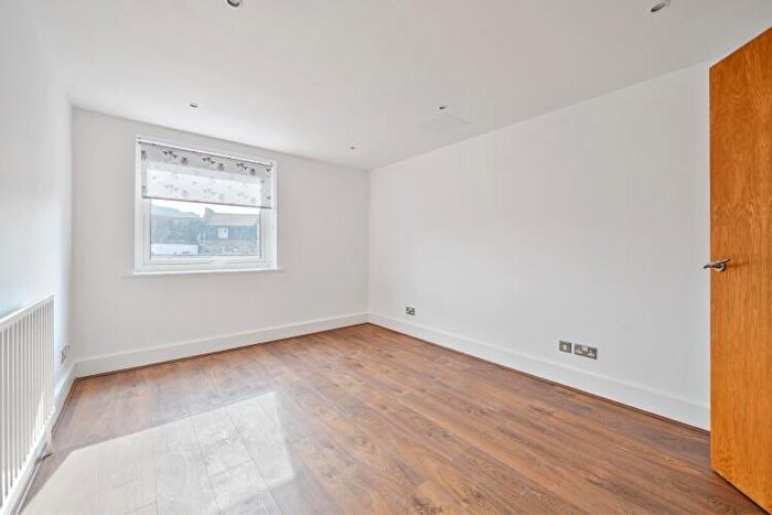 2 Bedroom Apartment To Rent In Wadbrook Street, KT1