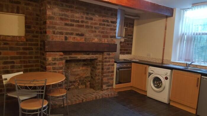 2 Bedroom Flat To Rent In Flat Preston, PR1