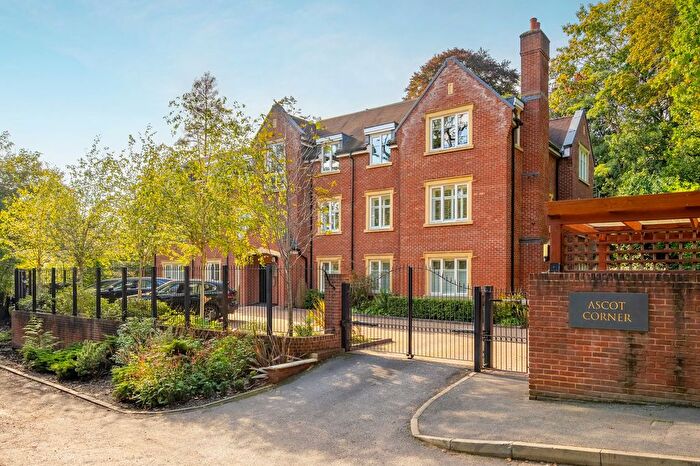 2 Bedroom Flat For Sale In Wells Lane, Ascot, SL5