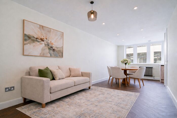 1 Bedroom Flat For Sale In Shirland Mews, Maida Vale, London, W9