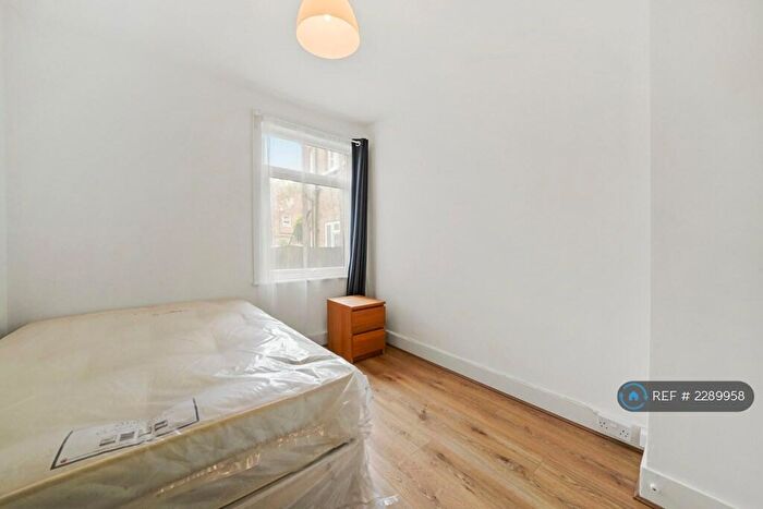 5 Bedroom Terraced House To Rent In Trundleys Road, London, SE8