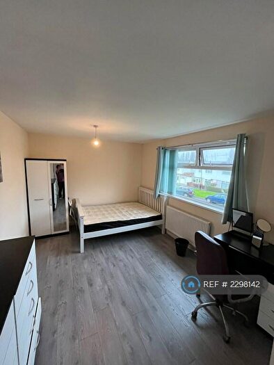 4 Bedroom Semi-Detached House To Rent In Scarborough Way, Coventry, CV4