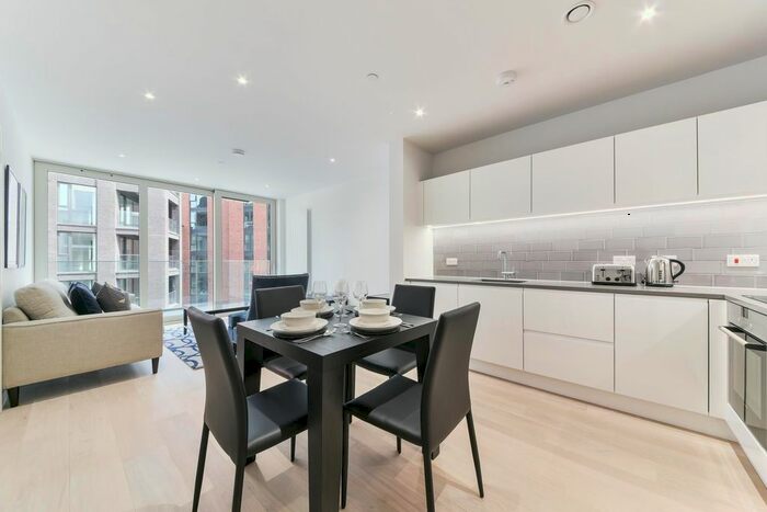 2 Bedroom Flat To Rent In Liner House, Royal Wharf, London, E16