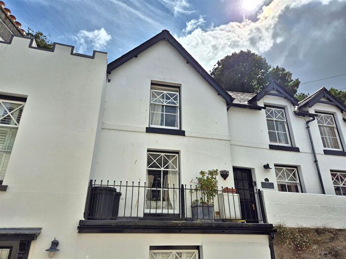 2 Bedroom Cottage For Sale In Station Road, Fowey, PL23