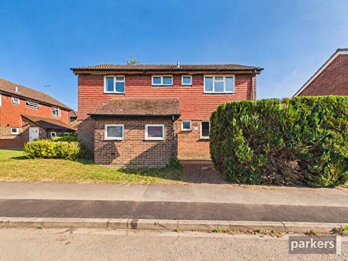 4 Bedroom Detached House To Rent In Easby Way, Lower Earley, Reading, Berkshire, RG6