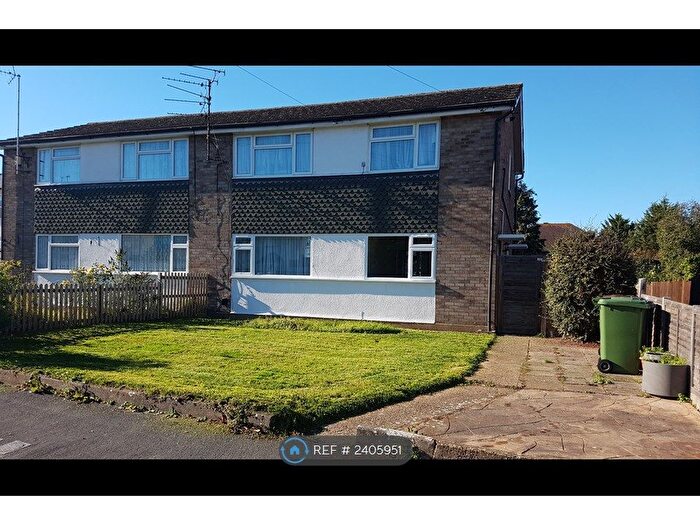 2 Bedroom Maisonette To Rent In Dugdale Hill Lane, Potters Bar, EN6